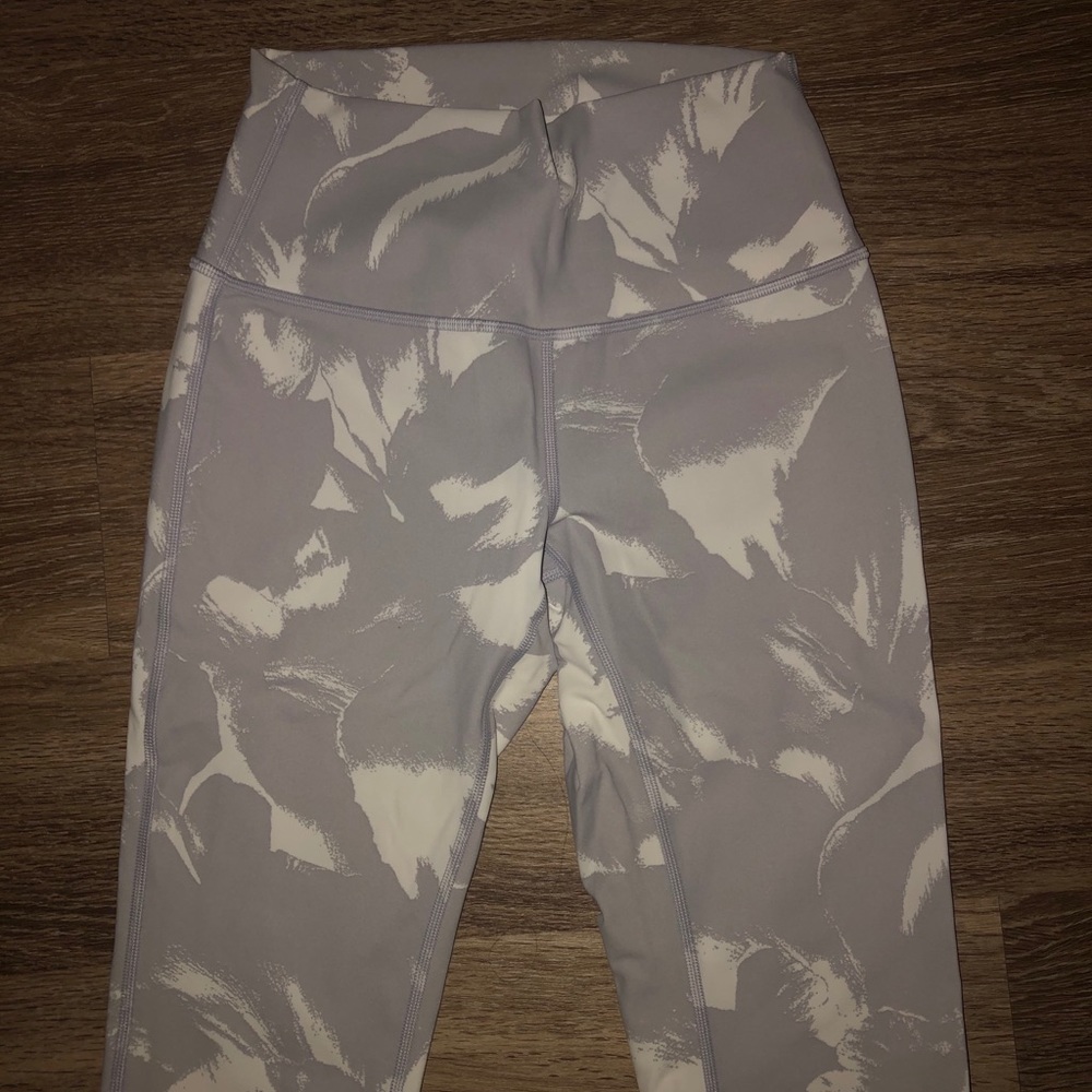 Lululemon wunder under tight 7/8